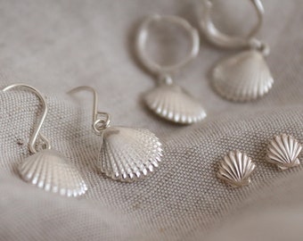 ◆STONEHENgE◆ Silver Shell Earrings SC24D38T Wren Shell Earrings, Silver Plated