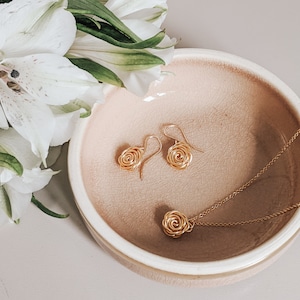 Gold Rose Jewellery Set, Rose Jewellery Gift, Gold Jewellery, Bridesmaid Gift, Wedding Jewellery, Anniversary Gift, Feminine Jewellery Gift image 3