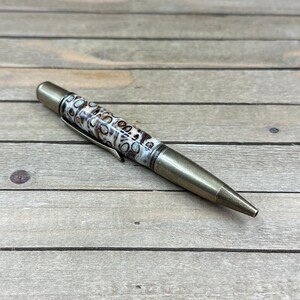 Bolígrafo grande de algodón y semillas de algodón auténticos: instrumento de escritura de latón antiguo, homenaje a la agricultura.