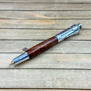 Penna a sfera con revolver a sei colpi realizzata a mano con impugnatura in noce nero americano, revolver Colt Wild Wild West, ricarica Mini Cross, cromata lucida
