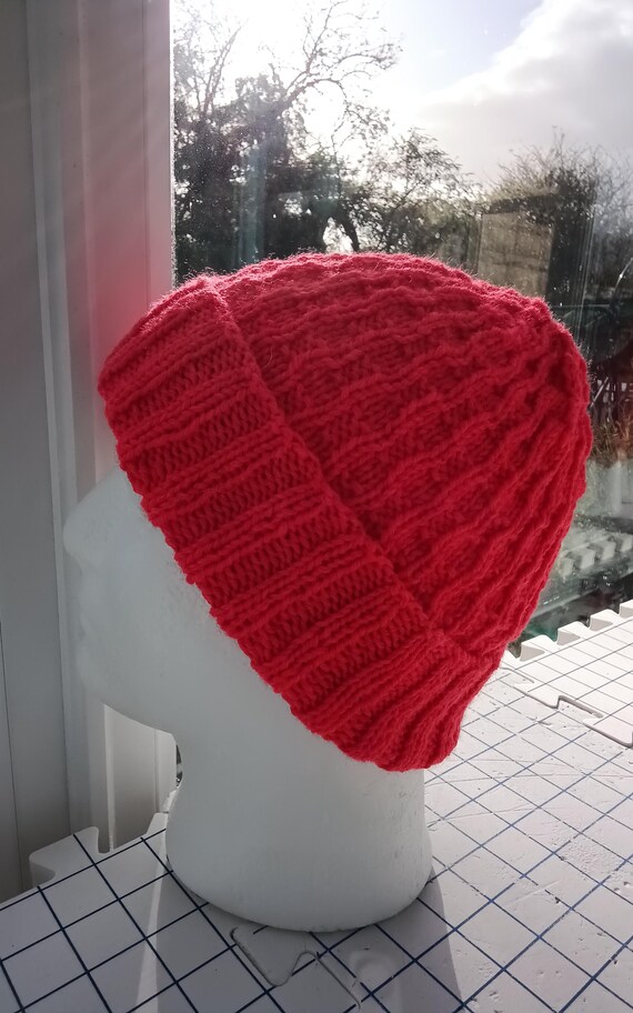 Bright Red Beanie With Ripple Pattern Hand Knitted in  display picture 2