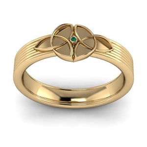 SERCH BYTHOL : Celtic Wedding Ring | Emerald or Diamond Ring | Celtic Ring | Welsh Ring | Scottish Ring | Irish Ring