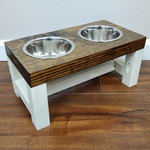 Farmhouse dog bowl stand online