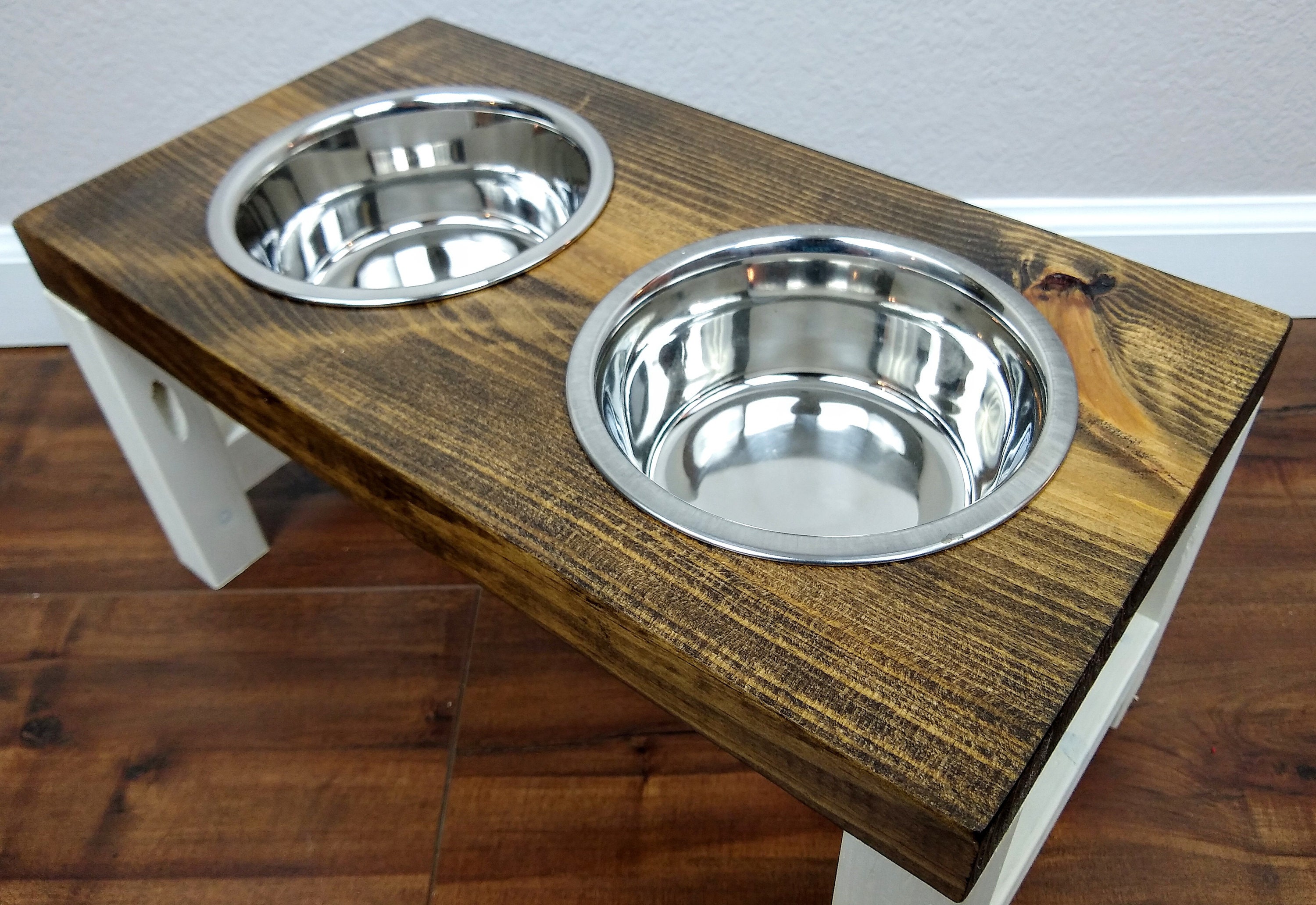 Reclaimed Wood Raised Dog Bowl Holder – DIY Project Instructions – Harbor  Freight Coupons