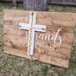 A Cord Of Three Strands Sign, A Cord of 3 Strands, Ecclesiastes 4:9-12, Wedding Ceremony Sign, Unity Ceremony Sign, Distressed White, Strand Early American