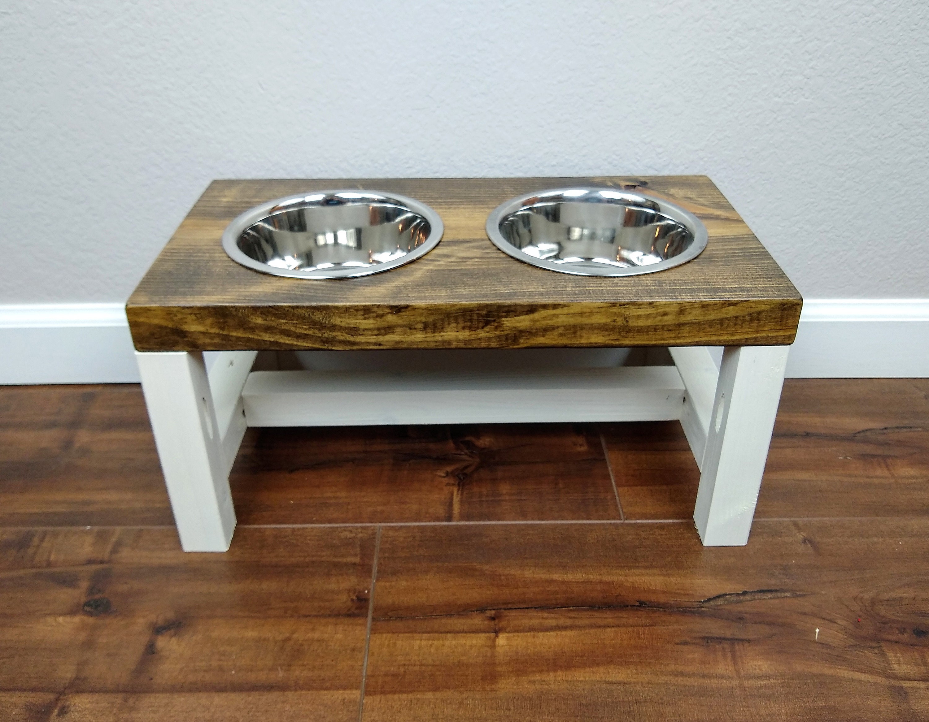 MAINEVENT Raised Dog Bowls for Medium Dogs, Modern Farmhouse Dog Bowl Stands,  Wooden Elevated Dog Bowl Stand for Medium Dog Breed brown 