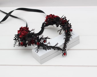 Witch flower crown with spiders Elven black red burgundy crown Gothic headband Dark fairy crown Goth bride Black tiara Black floral circlet