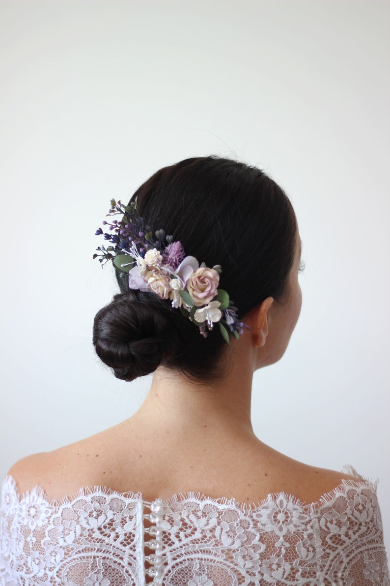 White lilac flower comb Bridal hair clip Eucalyptus floral comb Hair flowers Floral accessory Wedding comb Bridal headpiece Bridesmaid comb image 1