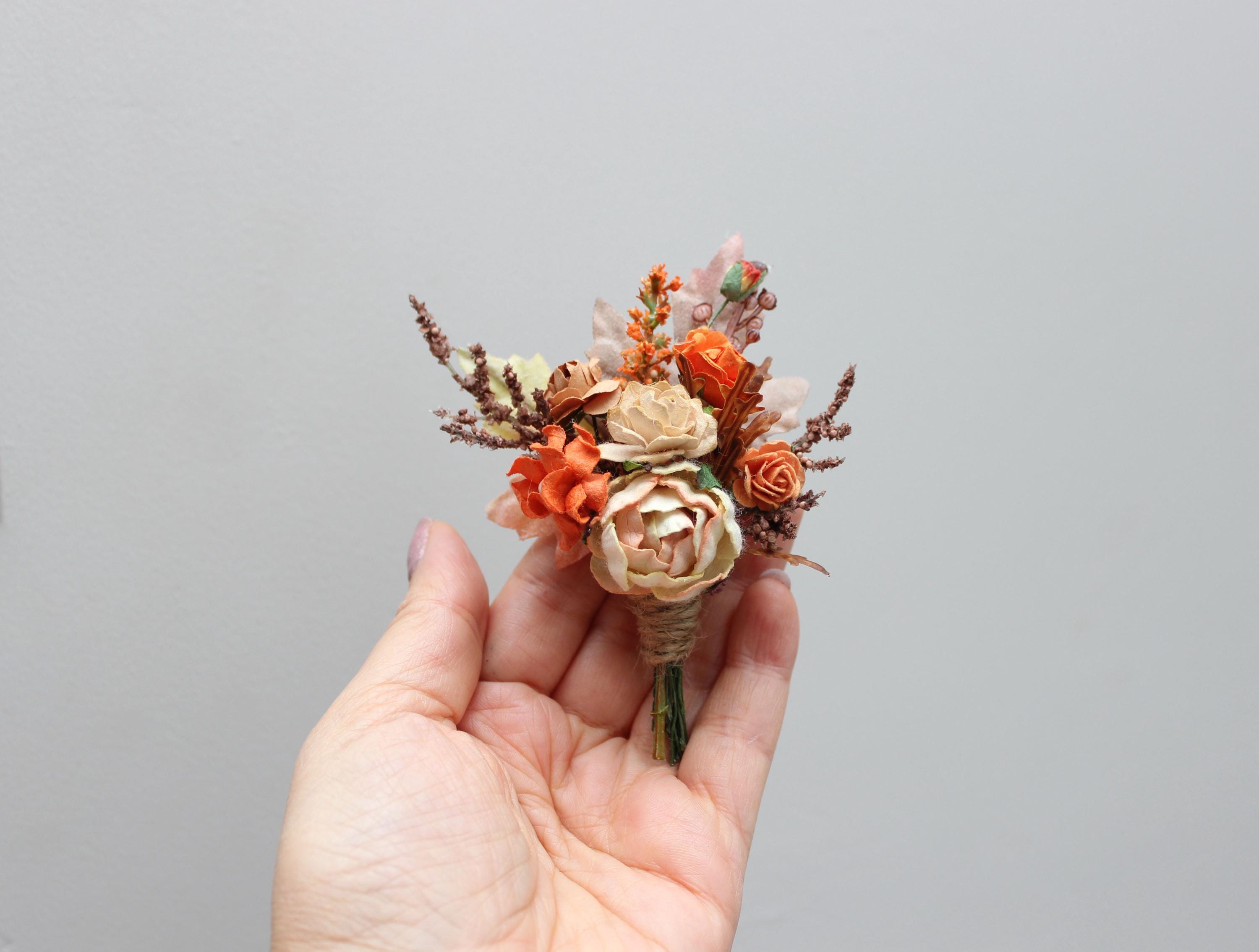 Rust orange beige boutonniere Rustic wedding Fall wedding Flower accessories Boutonniere Buttonhole Groom Groomsmen Fiance