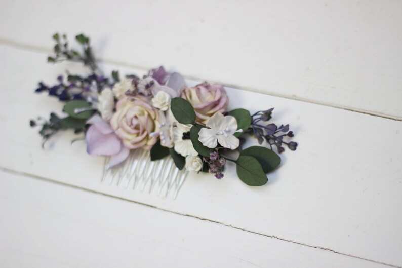 White lilac flower comb Bridal hair clip Eucalyptus floral comb Hair flowers Floral accessory Wedding comb Bridal headpiece Bridesmaid comb image 3