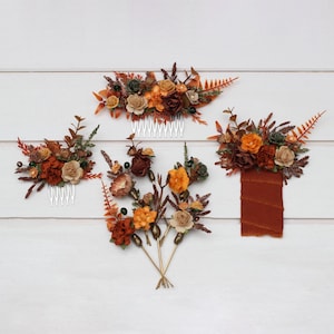 Terracotta rust orange pocket boutonniere Brown green flowers Fall wedding Flower accessories Boutonniere Buttonhole Groom Groomsmen Fiance