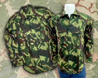 1960s Vintage Portuguese M65 Lizard Camouflage Combat Jacket Mint Unissued Military Surplus Camo Shirt Mens Size Extra Small 34" Slim Fit