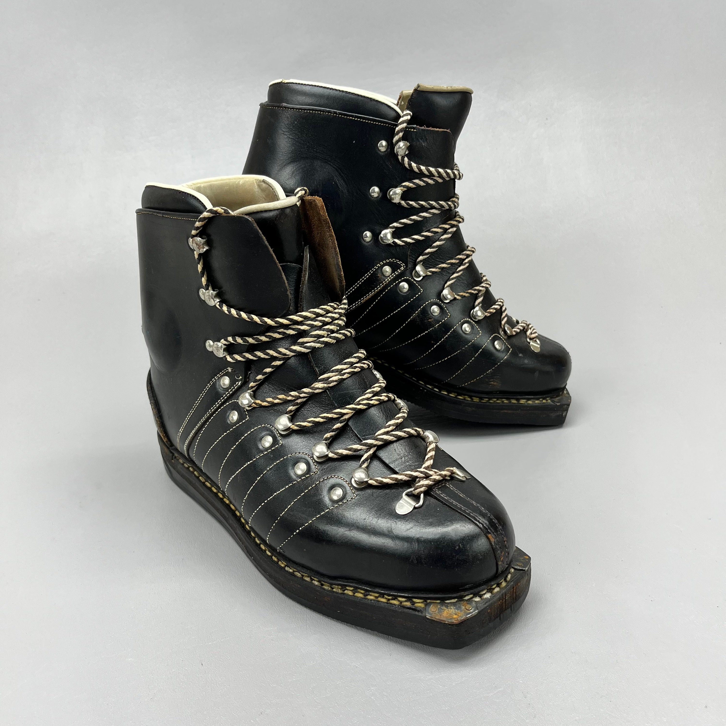 1950s Vintage Black Leather Humanic Ski Boots With Wedelsole Etsy
