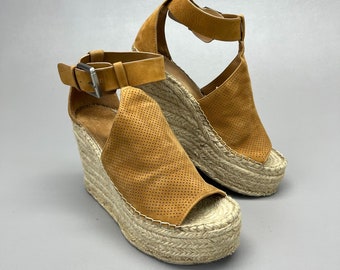 Womens Marc Fisher Mlannie Wedges Perforated Suede Leather Shoe Size 7.5