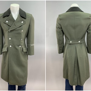 East German Army Trench Coat NVA WACHREGIMENT Cuff Band Officers Great Coa, Mens Size Small Sk 44 Double Breasted Trenchcoat Made in Germany image 10