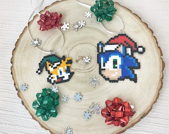 Sonic The Hedgehog Video Game Holiday Ornament Toy | Video Game Toys  | Sonic and Tails Retro SEGA Game Art  | Classic Sega Sonic Gamer Gift