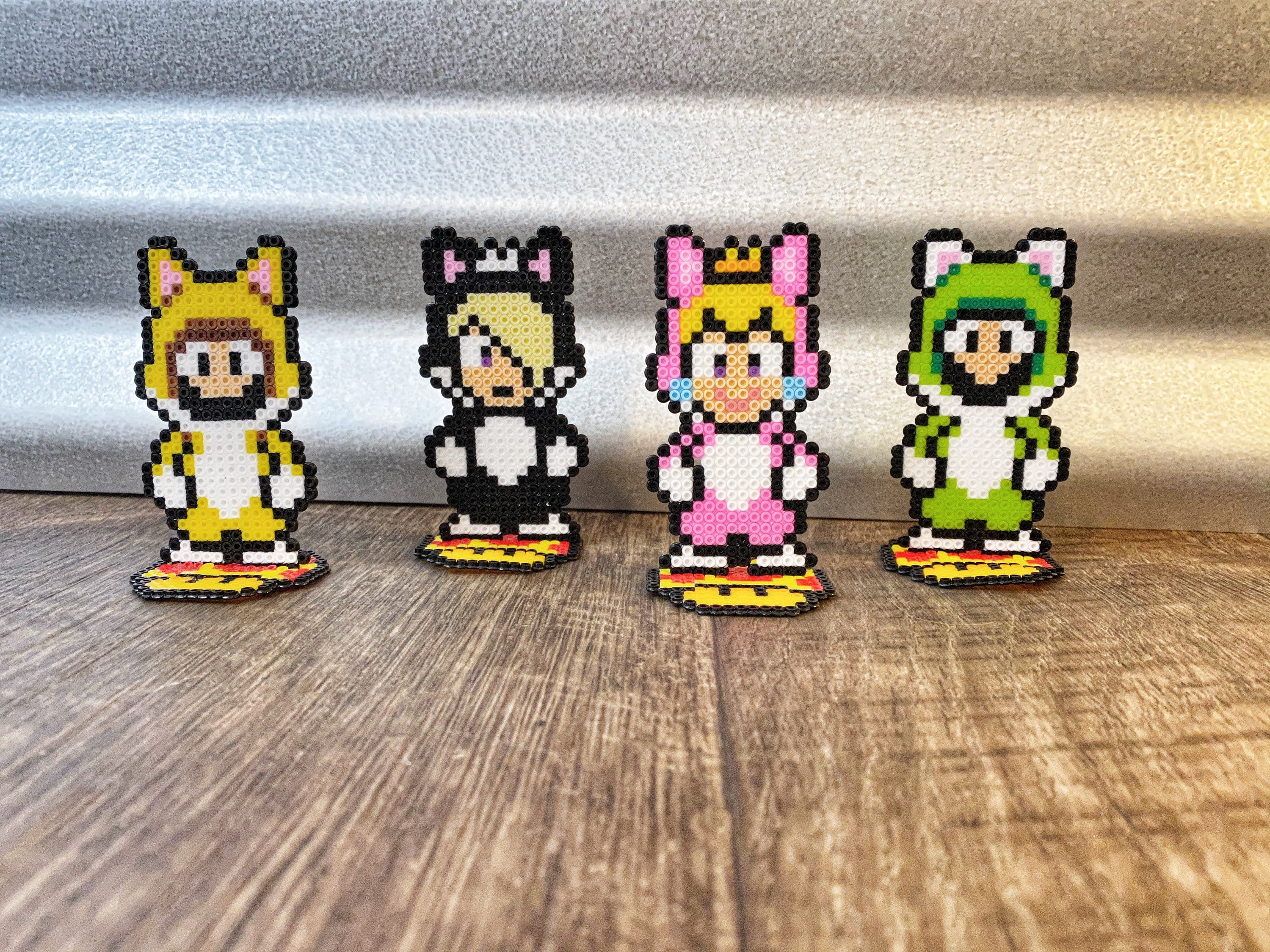 Mario Cat Suit ubicaciondepersonas.cdmx.gob.mx