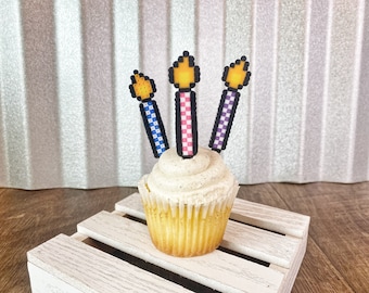 Candele di compleanno a blocchi da costruzione, candela pixel numero 4 per torta, decorazioni per il 4° compleanno per ragazze, rosse, gialle, verdi, blu, decorazioni per torte per feste di compleanno