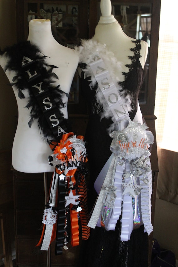 Small Sash Homecoming, Small Mum, Homecoming