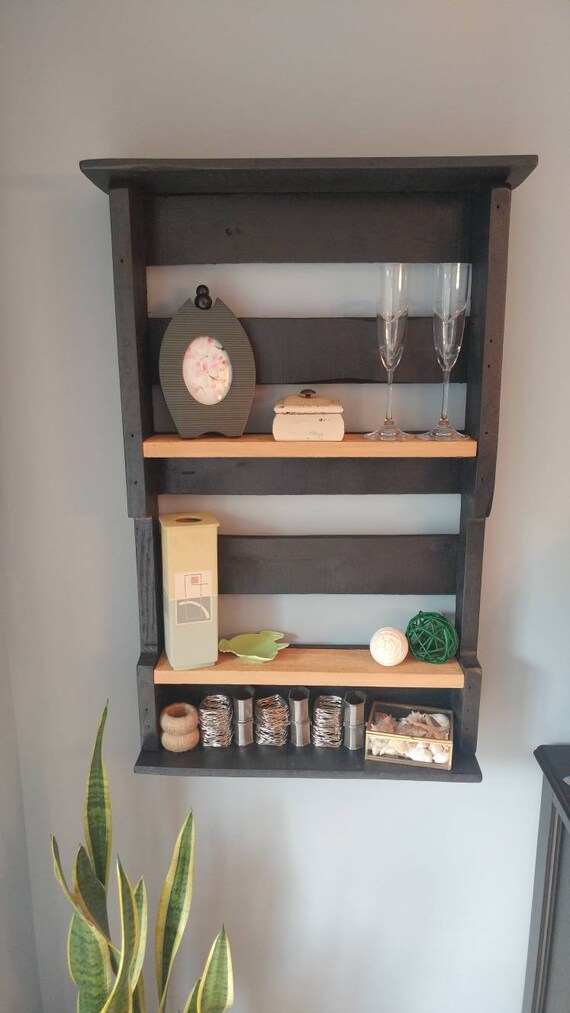 Pallet Wood Wall Shelf With Cedar Shelves Pallet Wood Wall Shelf With Cedar Shelves