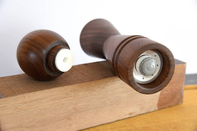 gift home salt wood walnut and ceramic spice handmade craft Pepper mill