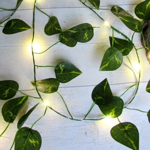 Ivy leaf garland string lights 2m sets bundles, battery fairy lights, evergreen ivy bunting. Cottagecore Christmas decoration. Holiday decor