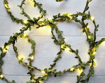 Rustic Leaf & Jute garland string lights. Boho fairy lights bunting with leaves, LED. Summer wedding, easter party, Spring home decor gift