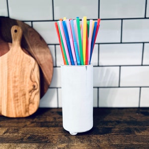 Straw holder, wood straw storage, counter top straw storage, straw organizer, farmhouse decor, kitchen organizer, party decor, grad party