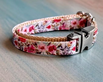 Collar para perro Vintage Rose de 3/8” • Correa • o arnés para perros de menos de diez libras • Mini-Xxs • Grosgrain suave • Cachorro • Floral pálido
