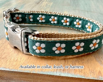 Dogwood Flower Jacquard Dog Collar Dog Leash or Step in dog Harness Green Dog Collar Floral Dog Harness Dog Leash Flower