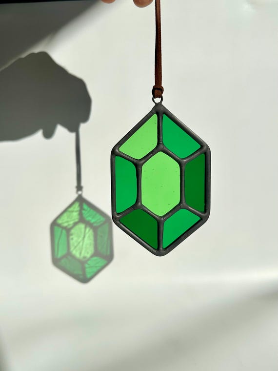 Zelda Rupee Suncatcher: Stained Glass Ornament, Gamer Fan Art