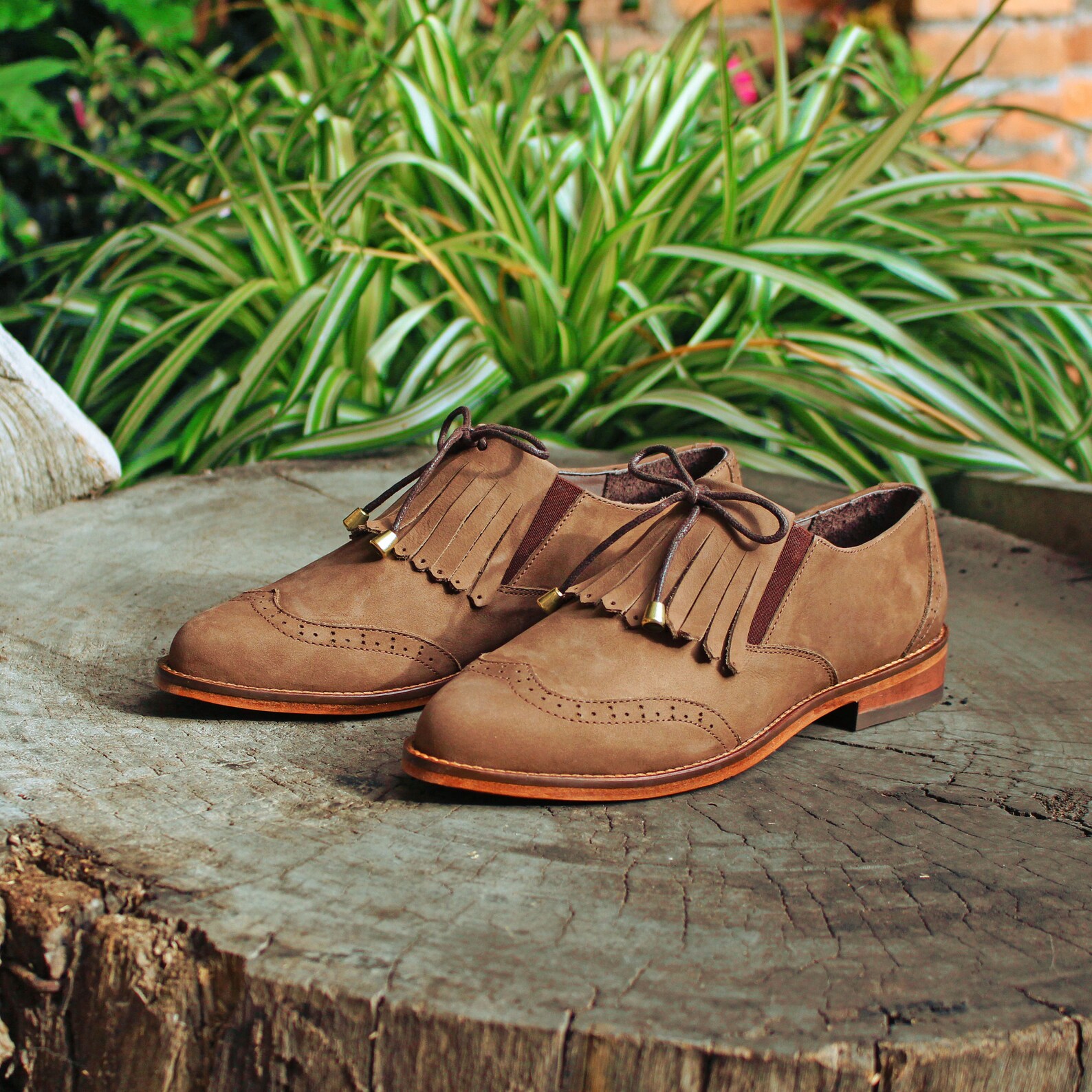 pointed toe platform loafers