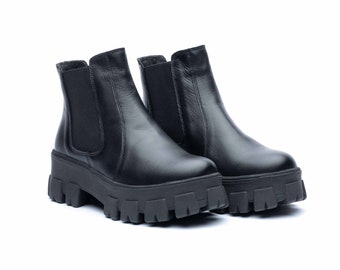 platform boots women, chunky boots women, black chunky boots, black leather boots, black chelsea boots, leather boots women,  black boots.