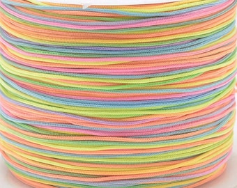 Polyester Makramee Faden 0,5mm hell bunt leicht elastisch 15m auf Spule gewickelt