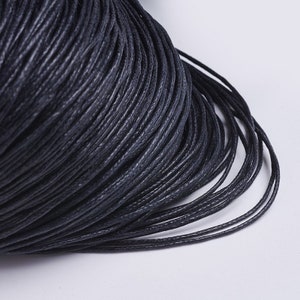 waxed cotton cord 0,7mm black 10m