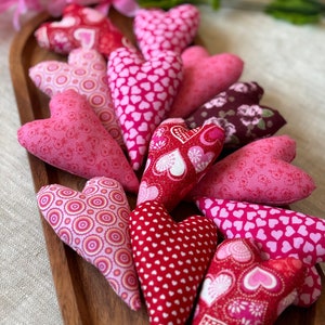 Valentines Heart Pillows, Primitive farmhouse Valentines heart bowl fillers, Valentine&#39;s Decor, Stuffed hearts