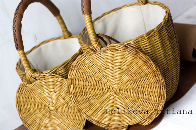 small wicker bolsa