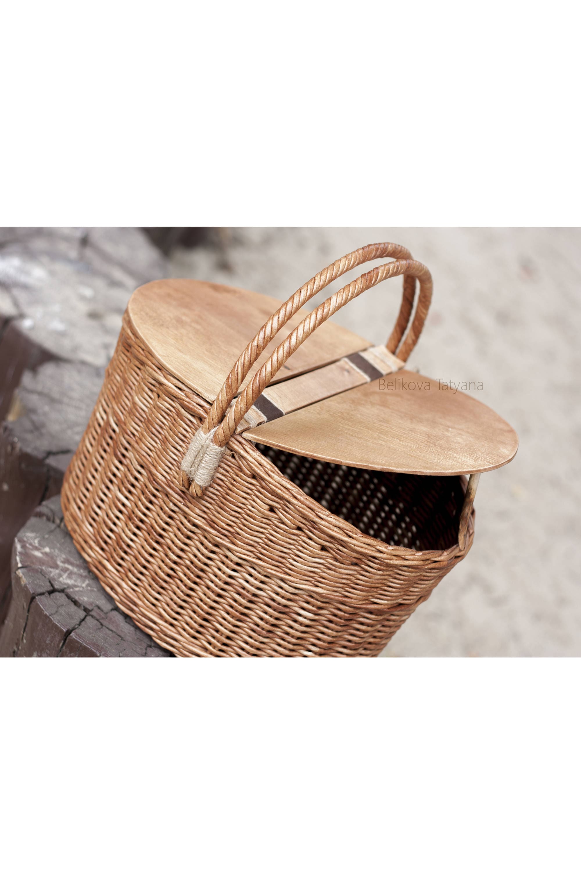 Wicker Picnic Basket Basket with Lid Handwoven Picnic Etsy