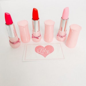 Pretty in pink lipstick image 1