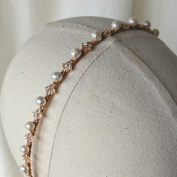 Gold Pearl and Crystal Bridal Headband, Freshwater pearl Headpiece, Simple Bridal Headband, Layering Headband, Christmas Gift,