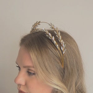 Crystal and Gold Laurel Leaf Bridal Headband, Raised Bridal Headband, Gold Bridal Crown, Gold Bridal Tiara, Laurel Leaf Wedding Crown