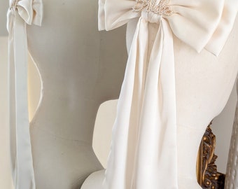 Cream Satin Bridal Hair Bow: Pearl 'Bride' Detail, Silver Clip