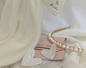 Bridal box with hair bow for brides, earrings for brides, pearl Headband for brides, bride to be