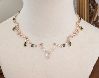 Emerald Gold Necklace • Gold Vine Choker • Fairytale Jewellery • Christmas Gift for Her