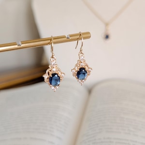 Little Charm Dangle Earrings in Gold - Crystal Marquis Drop Earrings, Crystal Drop Earrings, Bridal Vintage Style Earrings, jewelry gift