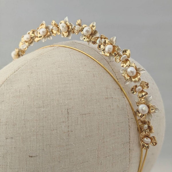 Floral Gold and Pearl Wedding Headband, Gold and Pearl Bridal Crown, Floral Bridal Tiara, Bridal Headwear, Bridal Crown, Bridal Headband