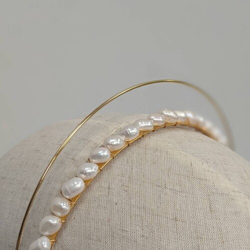 Serre-tête halo doré avec perles d'eau douce, couronne de mariée