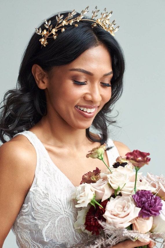 Boho Pearl Gold Leaf Dainty Bridal Headpiece