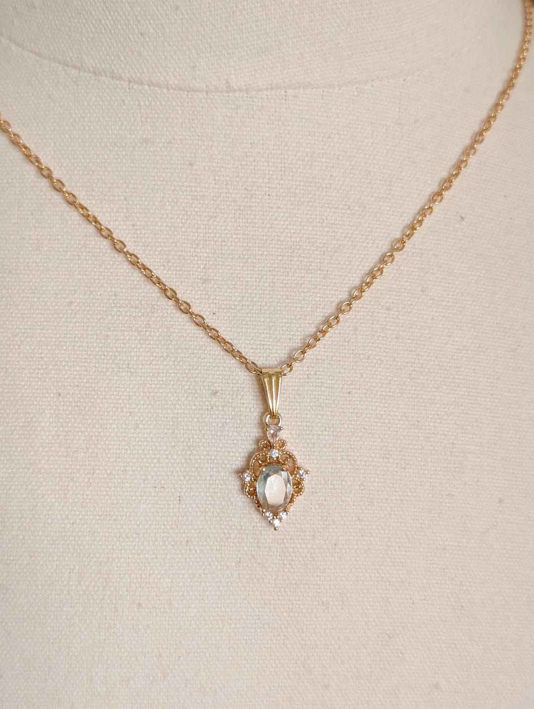 Chic Gold Silver Elegance Necklace