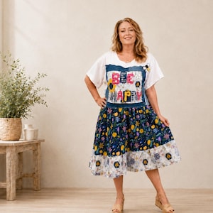 Bee Happy Dress 1X 2X Upcycled Tiered Tunika Cottagecore Boho Patchwork Kleid Plus Size Handmade Kleidung